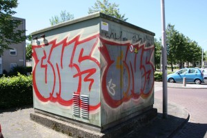 graffiti nutsvoorziening nabij Middenhof